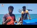 வேகமாக வரும் படகில் முழு மீன் சமையல் running boat cooking in sea mookkaiyur meenavan