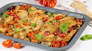 STRACCETTI DI POLLO AL FORNO CON POMODORINI E CIPOLLA