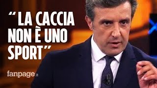 Flavio Insinna contro la caccia: Federcaccia boicotta l'Eredità ma il pubblico lo sostiene