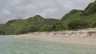 アキーラさんお薦め⑧東ティモール・ディリ・クリストレイ横の綺麗な白砂ビーチ！Next to Cristo Rei,Beach in Dili in East Timor