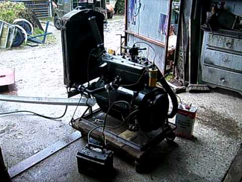 Ford Model B 14.9HP Engine 1933 - YouTube