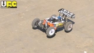 Duratrax 835B nitro 1/8th scale buggy finishing break-in