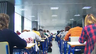 La Facultad de Filología dialoga con sus estudiantes