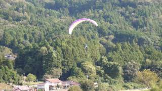 神乃倉山 パラグライダー着地点