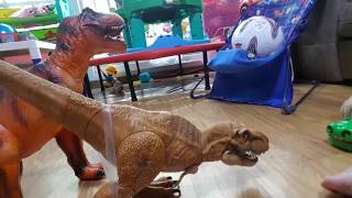 아이와 공룡가지고 놀기 티라노사우르스 브라키오사우르스와 함께 새로산 공룡들과 놀기
