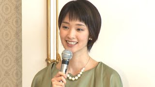 剛力彩芽、「整理しながら人生を振り返りたい」