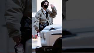 230108 Yang Zi arrival at Beijing airport 杨紫到达北京机场路透 #yangzi #杨紫