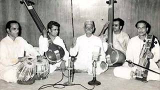 Pt  Krishnarao Shankar Pandit - Ragas Desh and Khamaj