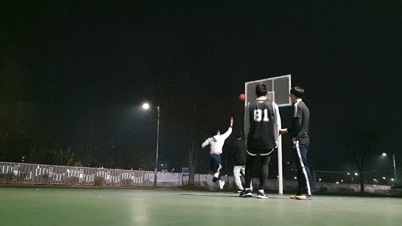 1 On 1 190cm Vs 178cm Youtube