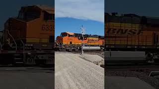 💪🔥💪 Powerful BNSF Muscle!!! 💪 🔥 #shorts #bnsf #unionpacific #csx #ns #kcs