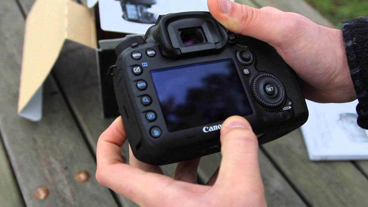 Unboxing Canon Eos 7D Mark II - YouTube