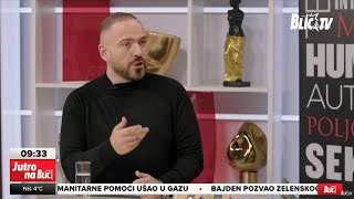 Kuvar i frizer: Boris Grbić na društvenim mrežama oduševljava mnoge svojim umećem I JUTRO NA BLIC