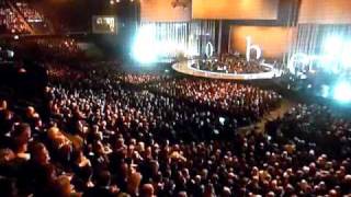 Barry Manilow - One Voice - Nobel Peace Prize Concert 2010