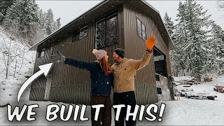 TIMELAPSE - Couple Builds Pole Barn House OFF-GRID
