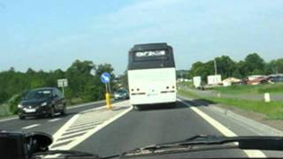 Jak wyprzedzić autobus?