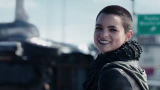 Deadpool/Best scene/Tim Miller/Ryan Reynolds/Wade Wilson/Brianna Hildebrand/Stefan Kapicic/Colossus