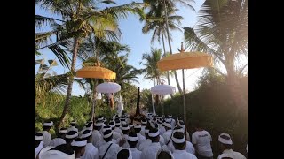 Ribuan Pengiring Sesuhunan daweg Piodalan Panca Wali Krama ring Tirta Empul Tampaksiring