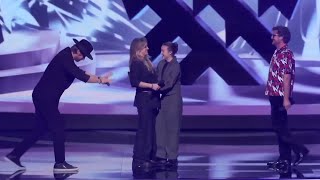 THE LAST OF US Cast: Ashley Johnson, Troy Baker, Bella Ramsey & Pedro Pascal | The Game Awards 2022