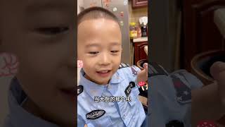 原来小警察也要上幼儿园呀~