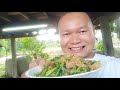 วิธีเฮ็ดกะเฉดหมูกรอบ how to make fried water minosar with crispy pork