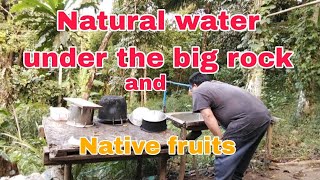 Tubig na Nang gagaling sa ilalim ng malaking bato sarap inumin natural water in mountain