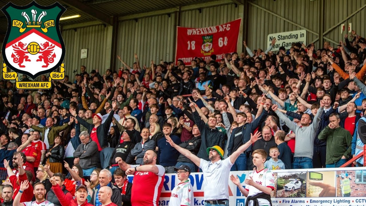 WREXHAM FC BEST FOOTBALL CHANTS - YouTube