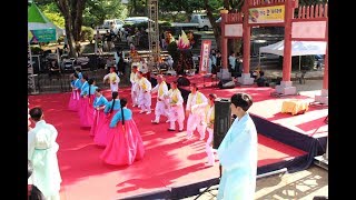 제17회 진주논개제 본공연 논개예술단의 '논개의 환생' 중 서막 태평성대