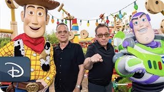Tom Hanks & Tim Allen Visit Toy Story Land at Disney's Hollywood Studios