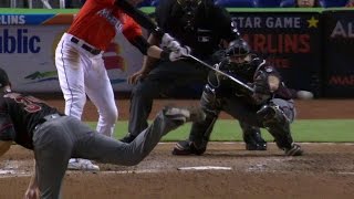 ARI@MIA: Yelich reaches on catcher's interference