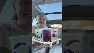 Trying 8 different drinks from Taco Bell’s NEW Live Más Cafe