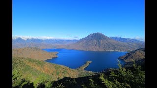 半月山展望台へ軽登山