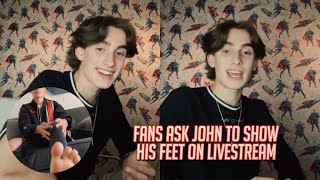 FAN ASKS JOHNNY ORLANDO TO SHOW HIS FEET ON LIVE???