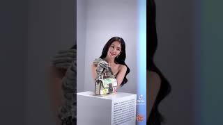 ប៊ែលឡា រ៉ានី ( Bella Ranee Campen เบลล่า ราณี แคมเปน ) Bella x FENDI