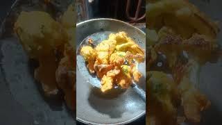 ଆଜି ଥଣ୍ଡା ପାଗରେ ଫୁଲ କୋବି ପକାଡା || #viralvideos #odiarecipe#food#tasteofodisha