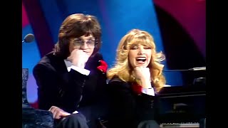 1977 UK: Lynsey de Paul \u0026 Mike Moran  - Rock Bottom (2nd place at Eurovision Song Contest in London)