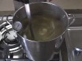 adding hops to boiling homebrew wort