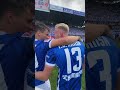 Ton ab! 📢 Hansa Rostock feiert mit Fans den 2:0 Heimsieg gegen 💩St.Pauli 🔵⚪️🔴 AHU !!! 🙏💥👊