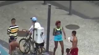 Brazil robbery in full daylight on rio de janeiro street Brazil