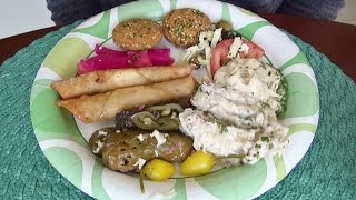 SassEsnacks ASMR: Lebanese Vegetarian Plate | Falafel | Hummus | Eating Sounds