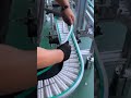 flexible chains conveyor with roller on top