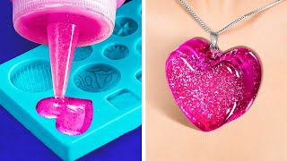 HOW TO LOOK COOL WITH HANDMADE JEWELRY | Colorful Resin And Glue Gun DIY Crafts