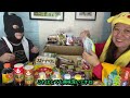 「すごい味！日本のお菓子とチョコを食べてみたよ！」 amazing flavors we tried japanese snacks and chocolate