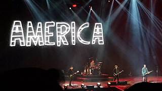 American Beauty/ American Psycho - Fall Out Boy - LIVE in Toronto | 25/10/2017