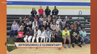 Meteorologist Alex Forbes visits Jeffersonville Elementary School