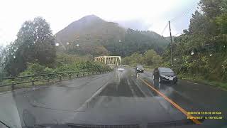 雨の中の錦秋湖·紅葉ドライブ