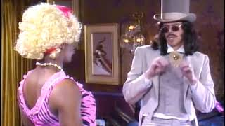 1992 - In Living Color - Dracula (Jim Carrey) Meets Ugly Wanda (Jamie Foxx) HD