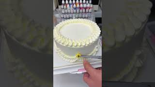 The production process of the Internet celebrity gradient heart cake, which has always been a