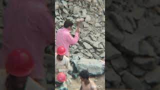 How to break a stone #workers #work #breaking #stonesn#hammer #construction #building #highrise