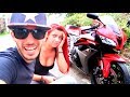 LE ROBO LA MOTO A MI NOVIA (ACABA LLORANDO) BROMA PESADA CON CAMARA OCULTA LE ROBO LA MOTO A MI NOVIA (ACABA LLORANDO) BROMA PESADA CON CAMARA OCULTA