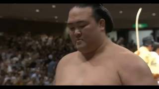 Kisenosato vs Tochinoshin - Aki 2018, Day 9